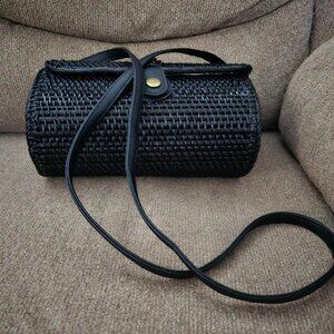 NIP/NWT Handwoven Rattan Women Oblong Shoulder Bag